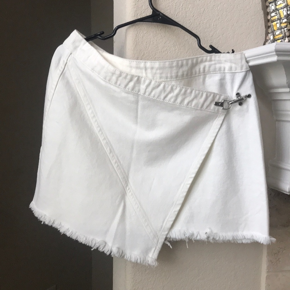BLANKNYC White denim skirt BLOGGER'S FAVE!